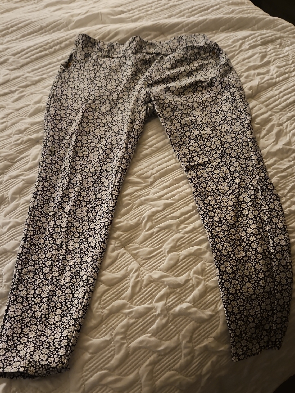 Michael Kors Black and White Floral Leggings